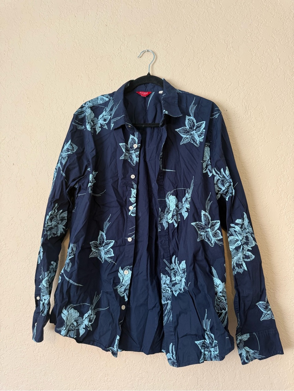 Men’s GUESS button down shirt